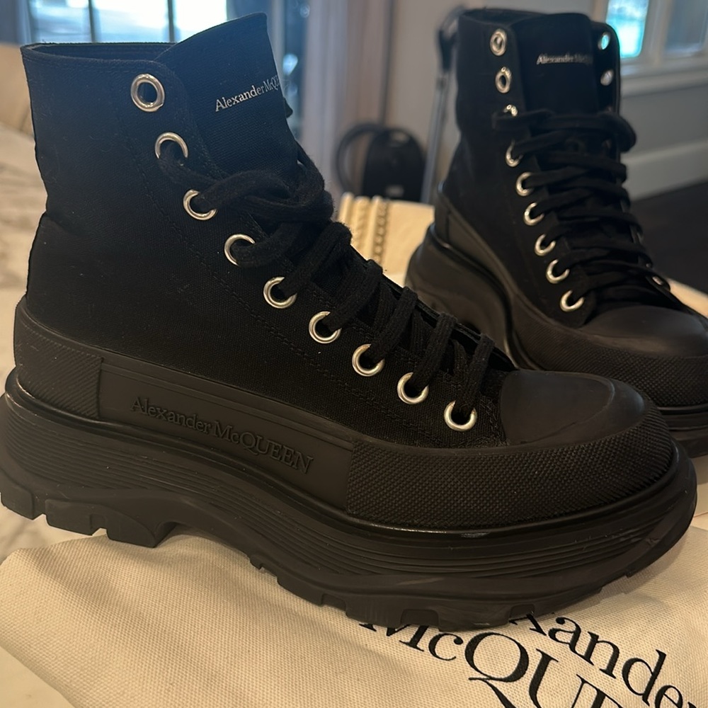 Alexander McQueen Tread Slick Black Boots Sneakers Size 8
